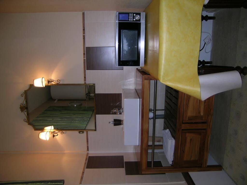 Chambres D'Hotes Intra Muros Арас Екстериор снимка
